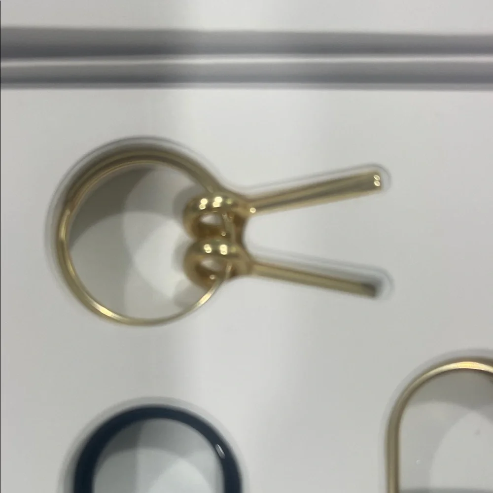 LA Collection CHANEL Black and Gold Padlock Set - Picture 4 of 5